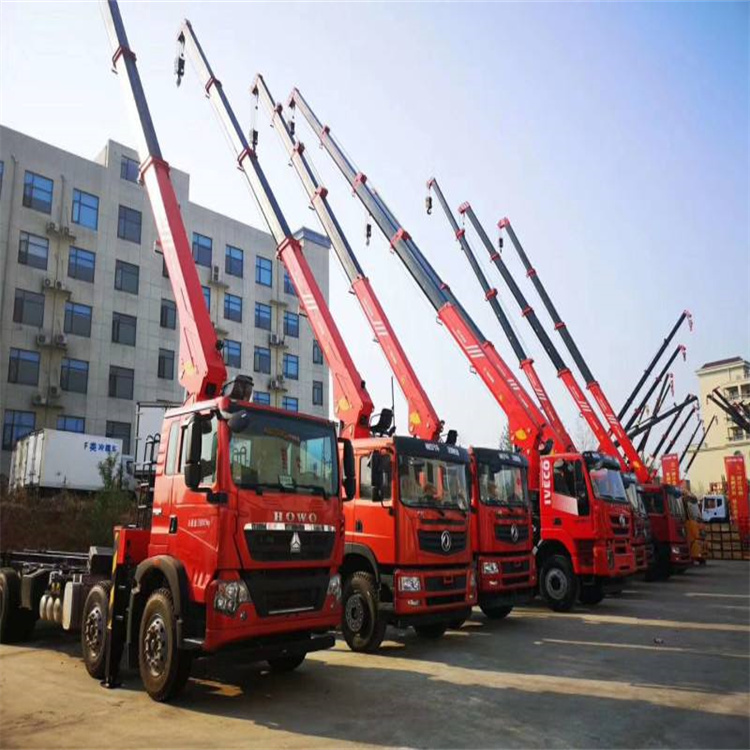 江夏附近哪里有出租随吊车